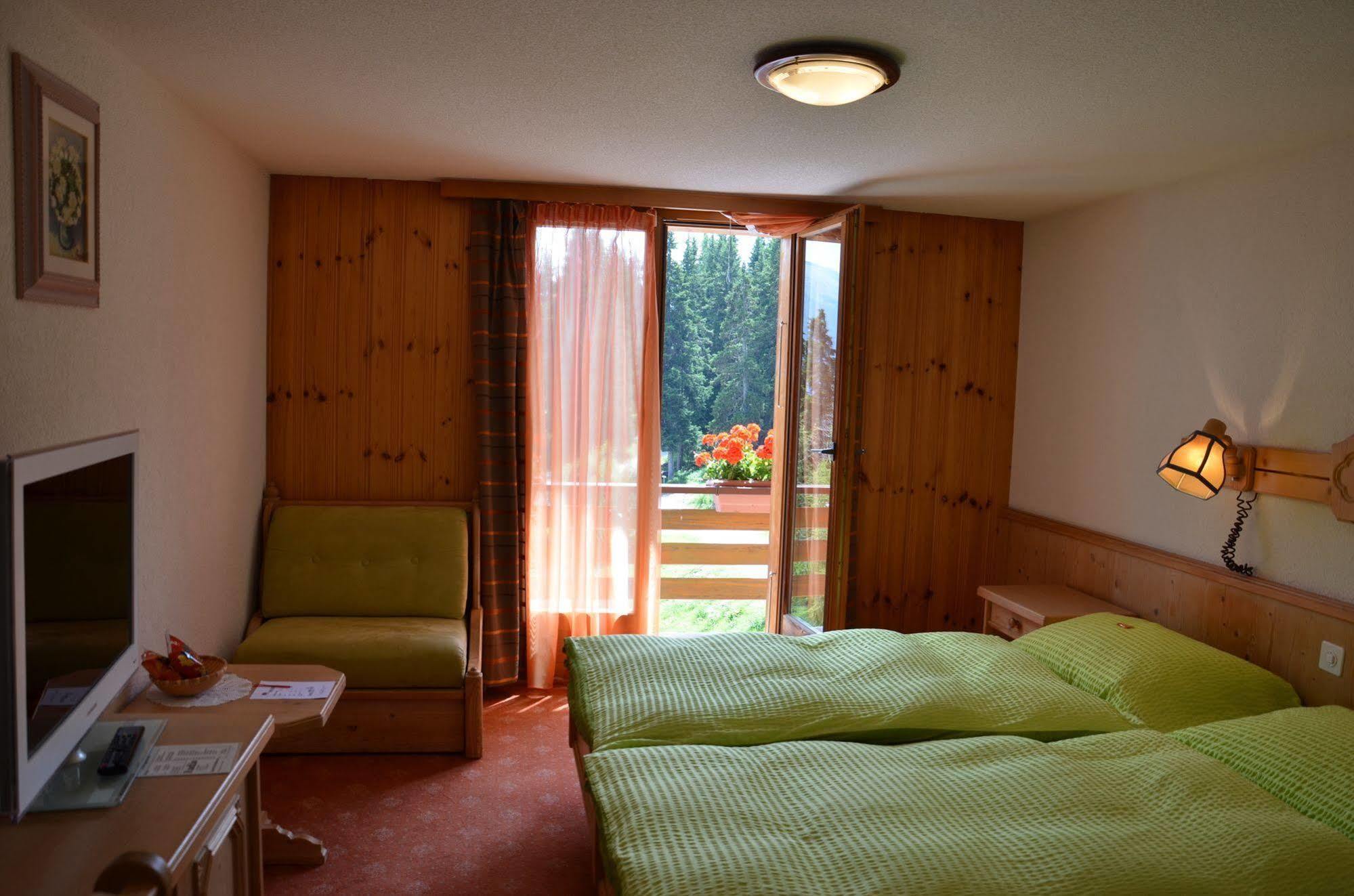 לה קולו Hotel La Cambuse מראה חיצוני תמונה